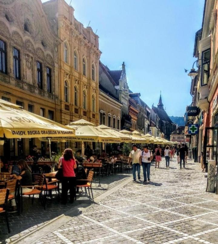 Studio Republicii Lägenhet Braşov Exteriör bild