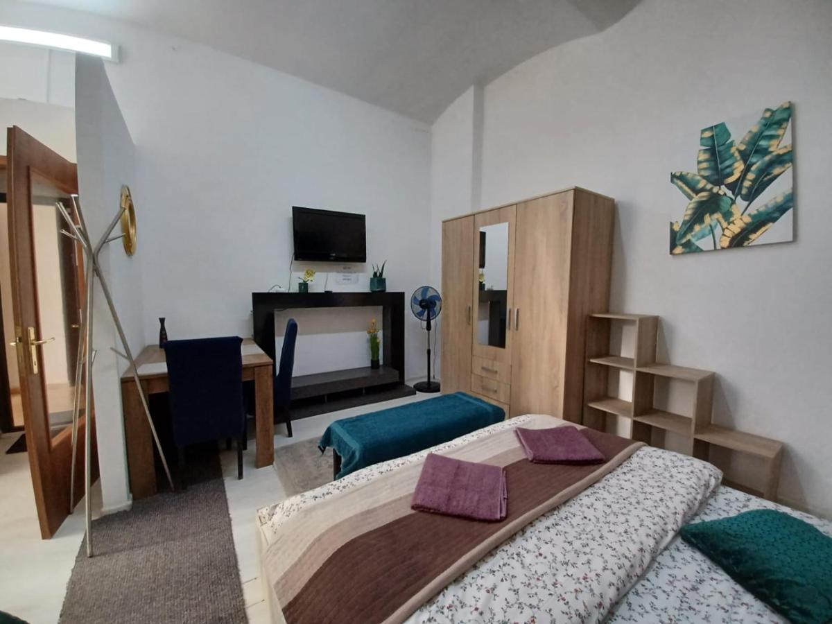 Studio Republicii Lägenhet Braşov Exteriör bild